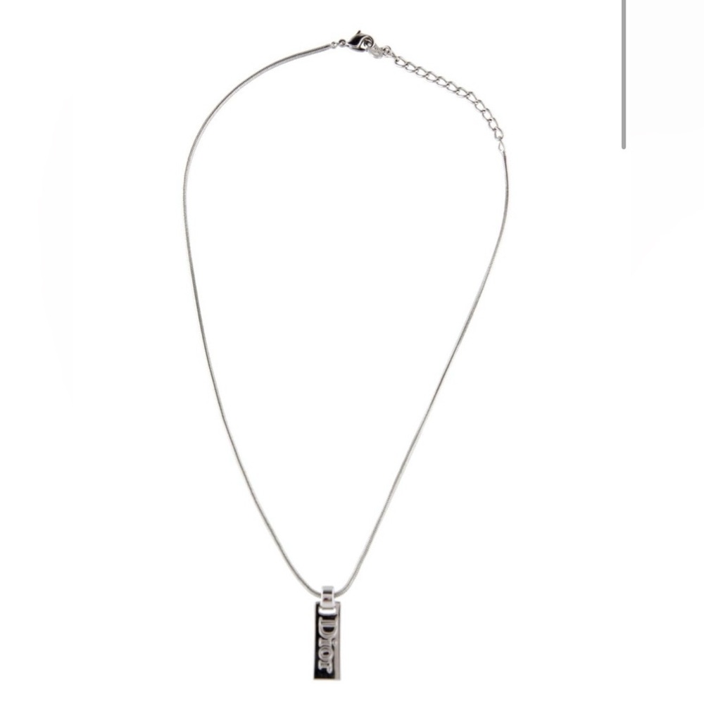 Christian Dior logo plaque pendant necklace unisex with logo plate - Picture 3 of 3